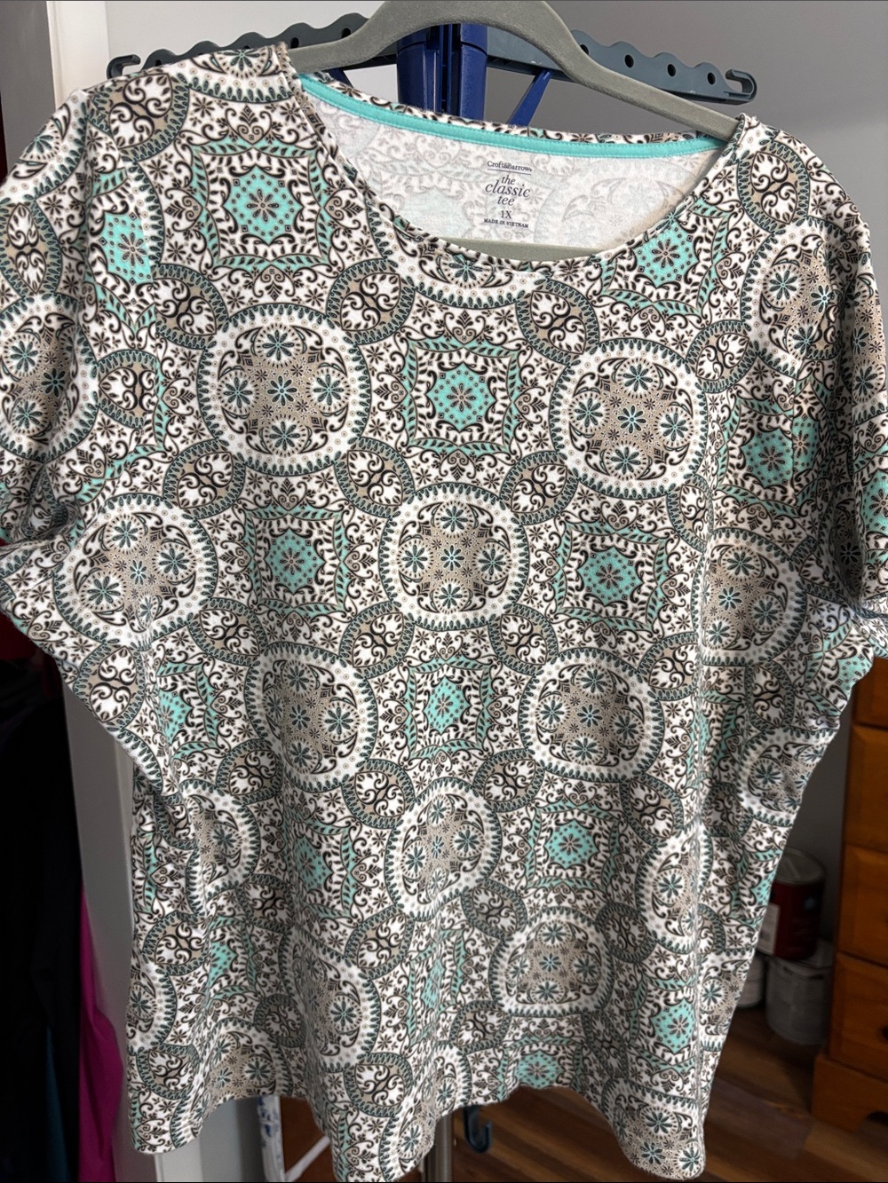 croft & barrow Geometric Medallion Short Sleeve Top in Cream, Teal & Brown
